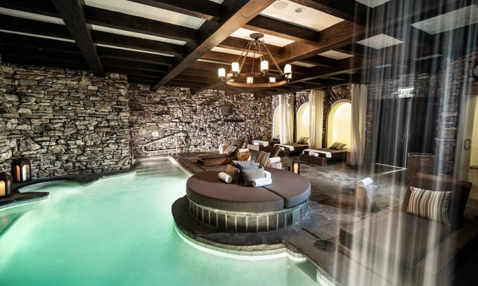 Ridgedale Hotel | Camp Long Creek