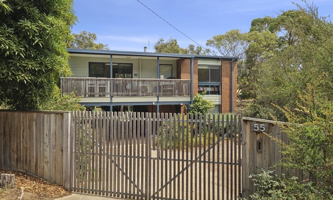 Anglesea House | Camp Road Getaway Sum