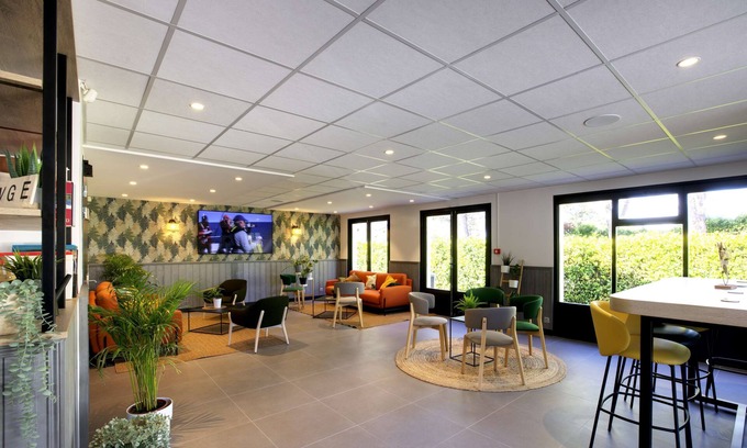 Orange Hotel | Campanile Orange