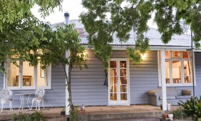 Camboon Other | Camphill Cottage - rustic charm and comfort