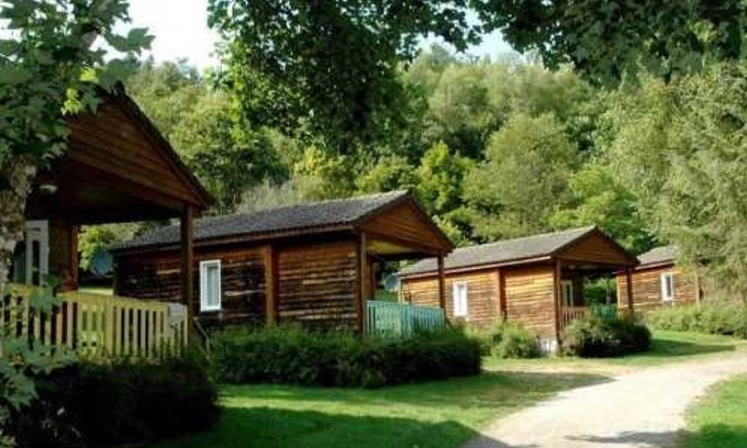 Correze House | Camping 3 étoiles - Piscine - eehihg