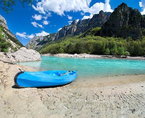 Sainte-Croix-du-Verdon Apartment | CAMPING 3* ! PROGHE DES GORGES DU VERDON ET LAC DE STE CROIX 04500 ! TOUT EQUIPE ! CHAMPS DE LAVANDES ! CALME ! NBRES ACTIVITES ! RANDONNEES ! NAUTISME !