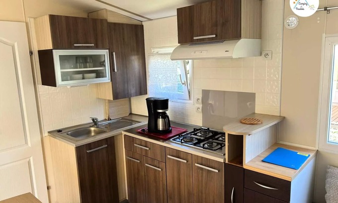 La Rouviere House | Camping de Vaudois * - Mobil-Home Shelbox 4 people