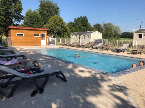 Saint-Etienne-du-Bois Other | Camping du Sevron