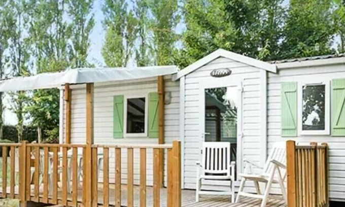 Saint-Yvi House | Camping Le Bois de Pleuven**** - Cozy 3-room Mobile Home 5 adults + 1 child under 12