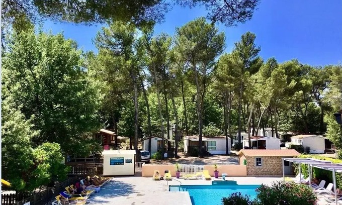 Peynier House | Camping le Devançon * - Mobile home Comfort DOMINO 5 people