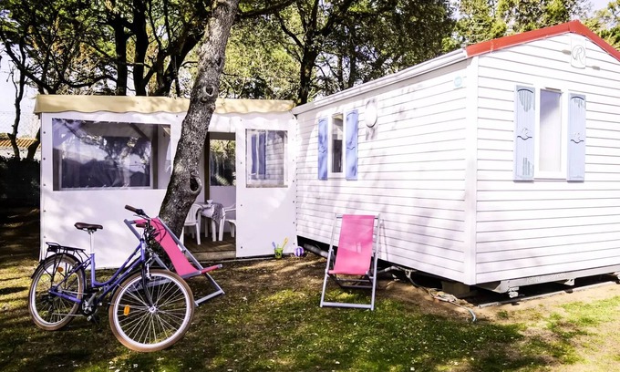 Bretignolles-sur-Mer House | Camping Les Dunes * - Standard Fregate Mobile Home - 2 Bedrooms 4 people
