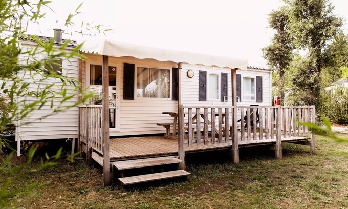 Saint-Laurent-de-Medoc House | Camping Le Paradis * - Mobile Home Arum 4 Rooms 6 People + TV