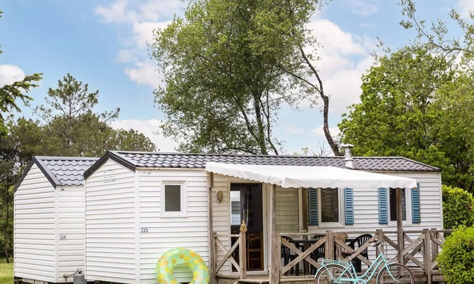 La Trinite-sur-Mer House | Camping Romanée Le Kervilor* - COMFORT mobile home - 4 bedrooms for 8 people