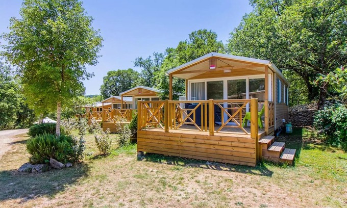 Seniergues House | Campsite Domaine de la Faurie* - PREMIUM mobile home - 2 bedrooms for 4 people