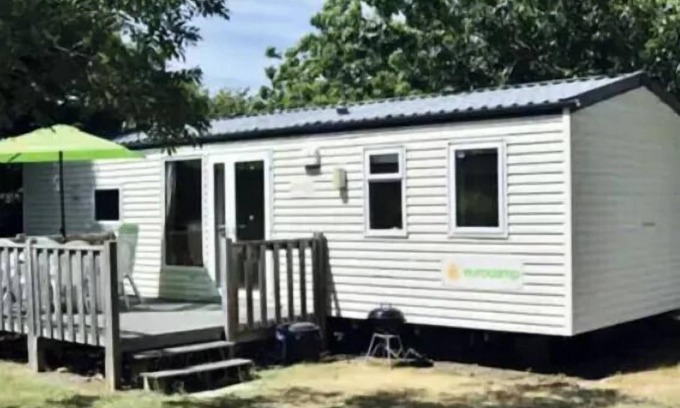 Saint-Avit-de-Vialard House | Campsite Saint Avit Loisirs* - Classic XL mobile home 4 rooms 6/8 people Air-conditioned
