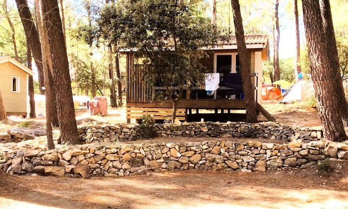 Bollene Ski Chalet | Campsite La Simioune* - Chalet LAVENDER - 2 bedrooms (2 adults maximum and 2 children under 12 years old) - Small Budget 2 to 4 people - 2 people. included in the
