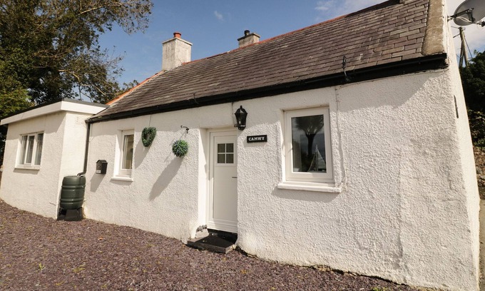 Brynsiencyn Cottage | Camwy