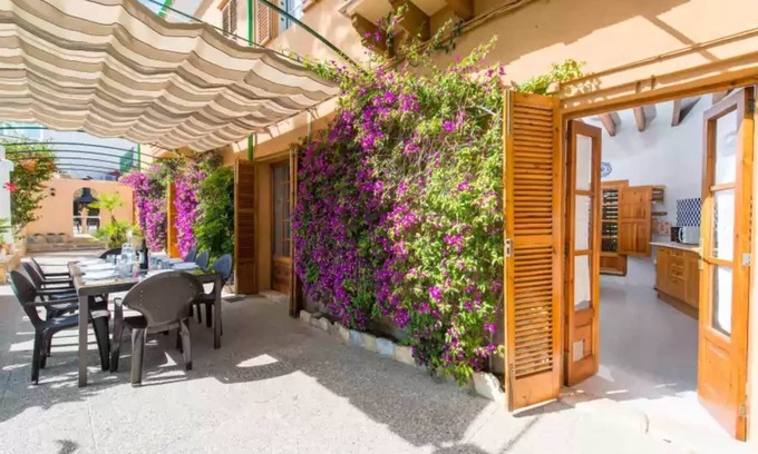 Genova Ski Chalet | Can Rei Des Pla, Palma (Without Deposit)