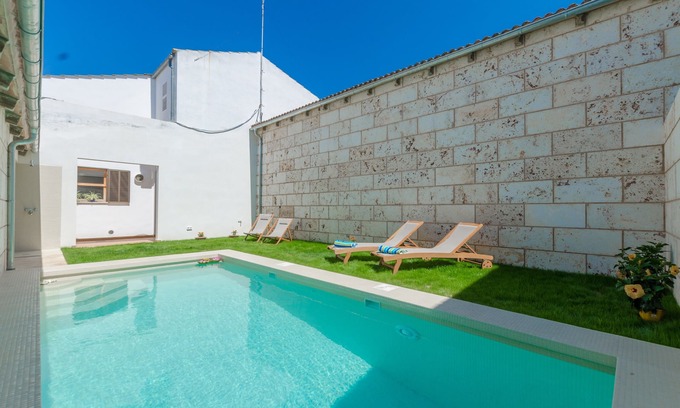 Sa Pobla Villa | CAN TONI - Villa with private pool in Sa Pobla. Free WiFi