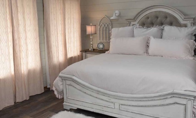 Eureka Springs Resort | Can U Canoe Suite 114