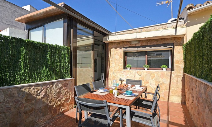 Old Town Alcudia Ski Chalet | Can Xus - Stone house in the old town of Mallorca