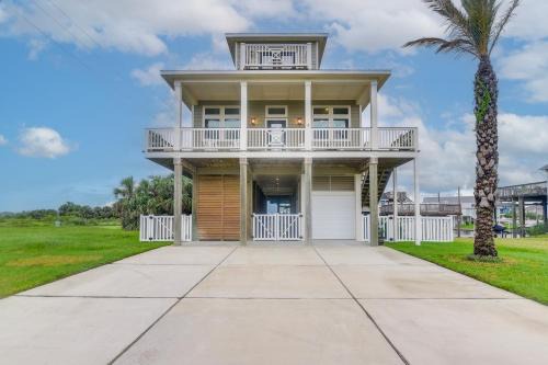 Galveston House | Canal-Front Home, Walk to Sea Isle Beach!