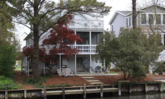 South Bethany Harbor House | Canal House - Relaxing Family Retreat