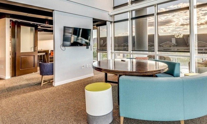 Downtown Indianapolis Apartment | Canal Walk District Apartments by Landing