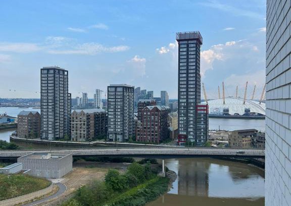 Docklands Apartment | Canary Wharf London City View 2bedroom Entire Apartment