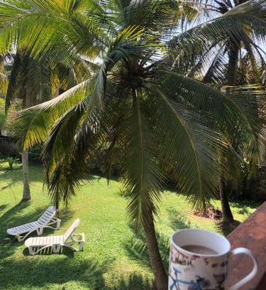 Wadduwa Hotel | Candle House