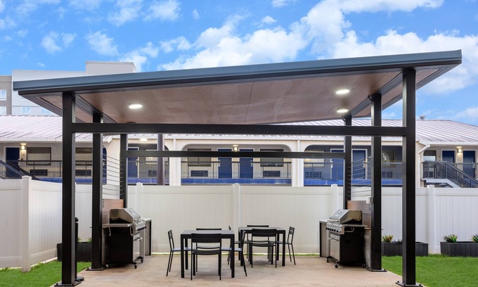 Town Center Hotel | Candlewood Suites Atlanta Kennesaw by IHG