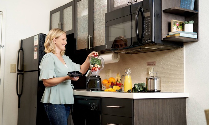 Huntersville Hotel | Candlewood Suites Huntersville by IHG