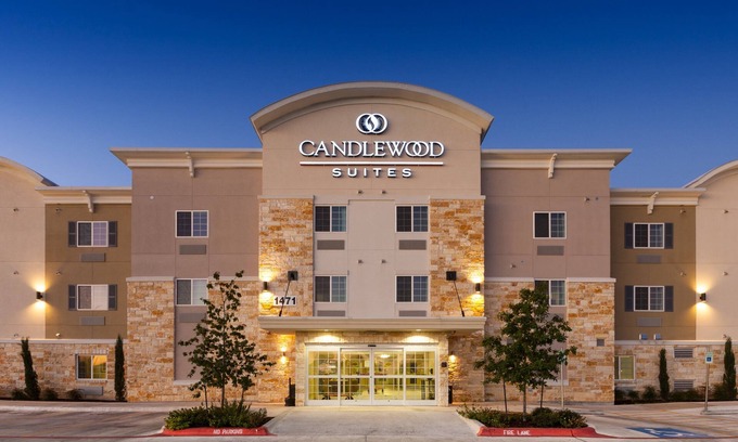 New Braunfels Hotel | Candlewood Suites New Braunfels by IHG