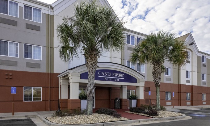 Warner Robins Hotel | Candlewood Suites Warner Robins/Robins AFB by IHG