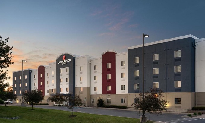 Evans Mills Hotel | Candlewood Suites Watertown Fort Drum by IHG