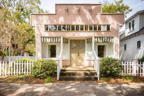 Southport House | Candy Store House by Oak Island Accommodations