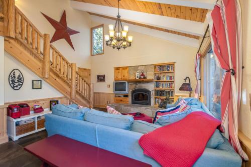 Arnold House | Candys Cottage