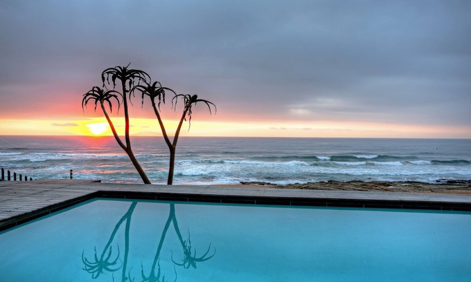 Umhlali Beach House | Canelands Beach Club