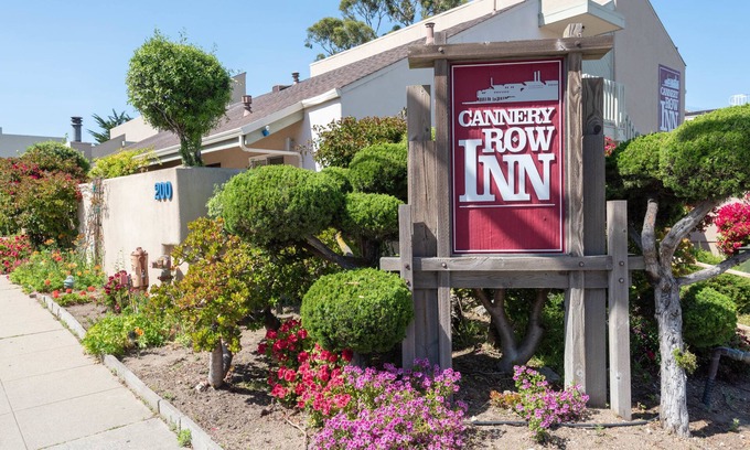 Lighthouse District Hotel | Cannery Row Inn