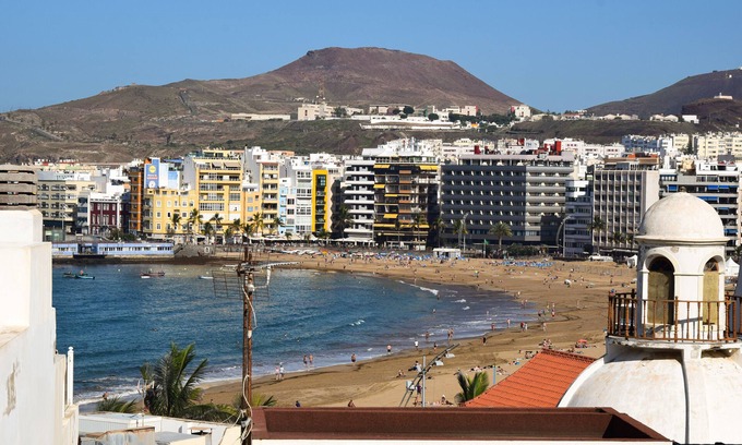 Las Palmas de Gran Canaria Hotel | Canteras Urban Beach