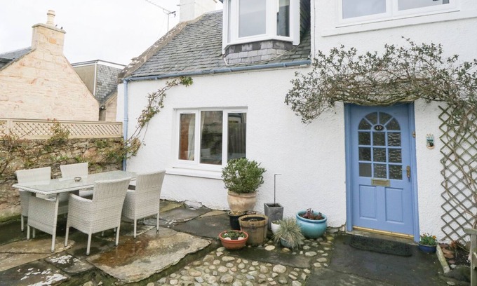 Nairn Cottage | Cantie Cottage