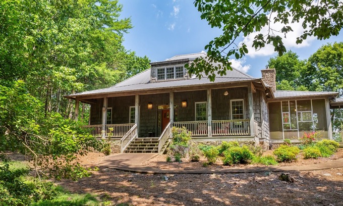 Mentone Cottage | Canyon Hideaway Cottage - Secluded 2 Acres! Swing Bed & FP on Screened Porch