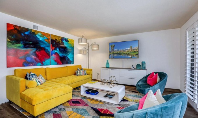 Cathedral City House | Canyon Shores