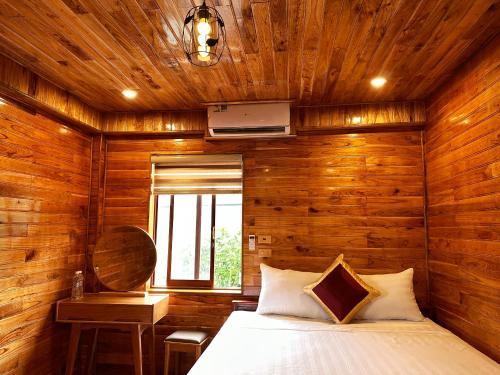 Hoa Lu Hotel | Cao Thạch Homestay