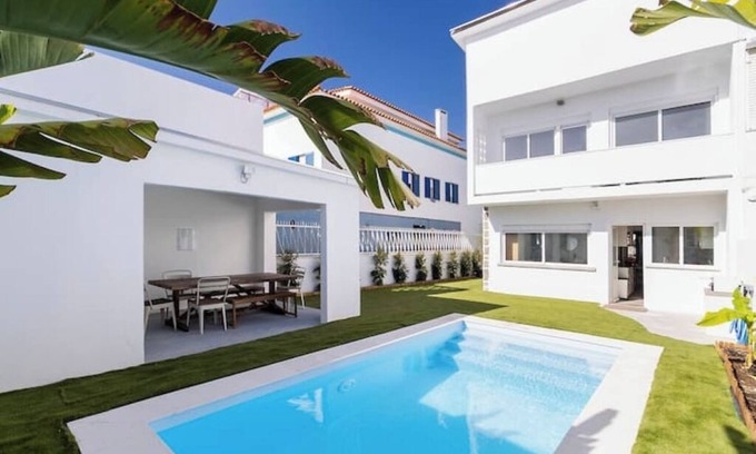 Costa de Caparica House | Caparica Villa - Lazy House