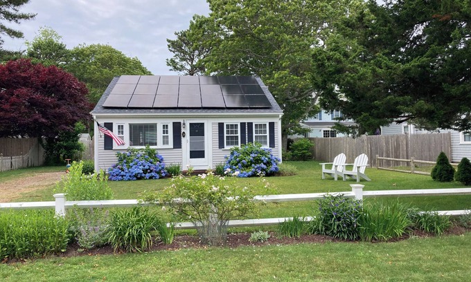 West Yarmouth Cottage | Cape Cod summer cottage with private beach access