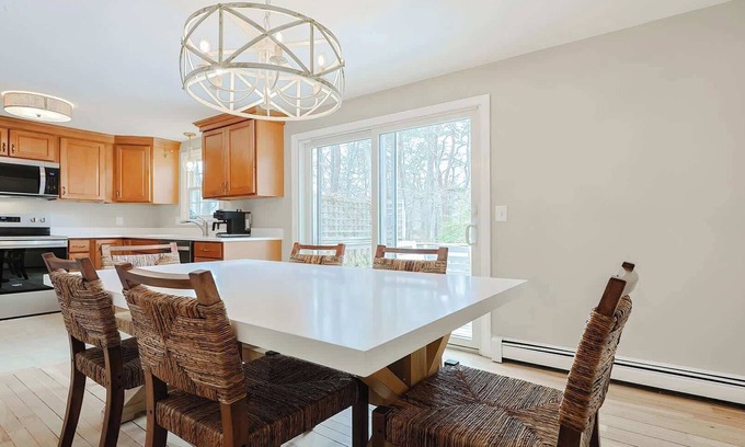 Yarmouth Port House | Cape Escape – Water View, Firepit & Near Beaches