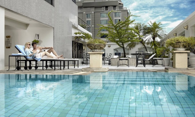 Ratchaprasong Hotel | Cape House Langsuan Hotel