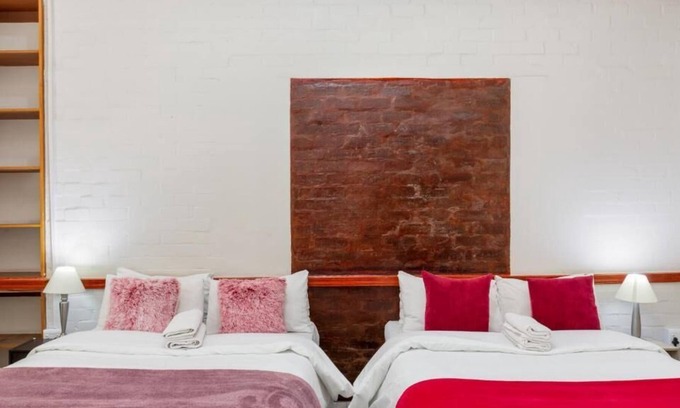 Cape Town House | Cape Palm Royal Guesthouse