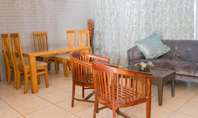 Trawal House | Cape Pine Guest House