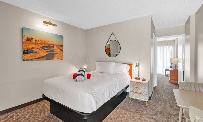 Rehoboth Beach Apartment | Cape Suites Room 2 - Free Parking!