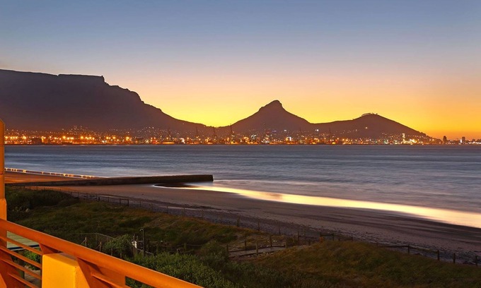 Lagoon Beach Apartment | Cape Town Beachfront Apartments At Leisure Bay