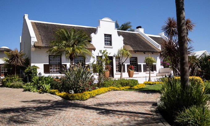 Welgemoed Bed & Breakfast | Cape Village Lodge