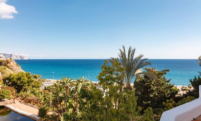 Chimenea Apartment | Capistrano Playa 803 by Casasol